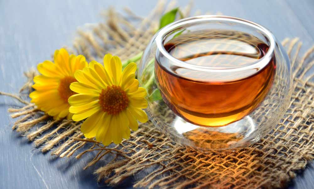 benefits of drinking chamomile tea