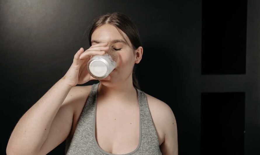 20 Proven Health Benefits of Drinking Milk Before Bed